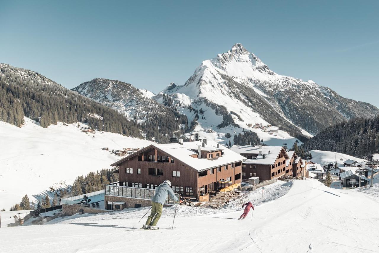 Alpenparks Hotel & Apartment Arlberg Warth Mit Pool Dış mekan fotoğraf