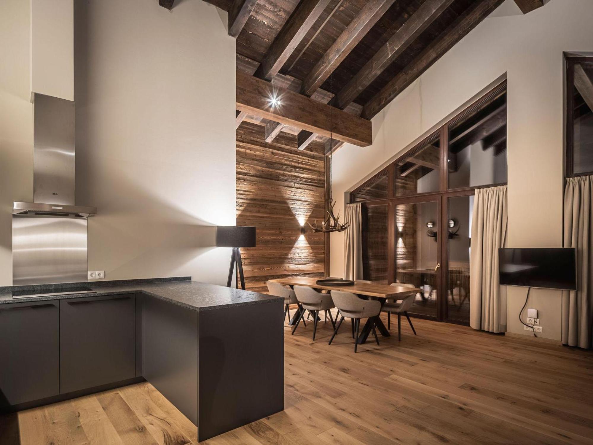 Alpenparks Hotel & Apartment Arlberg Warth Mit Pool Dış mekan fotoğraf